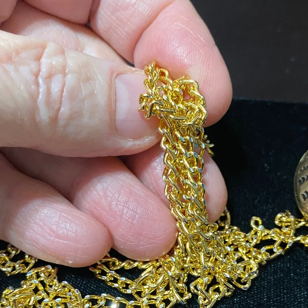 Gold vintage Heart Pendant 44” chain Necklace